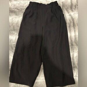 Lululemon Noir Pants *Missing waistband tie* size 4